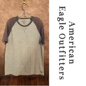 American Eagle Outfitters~ombre faded short sleeve baseball tee~men’s L~EUC